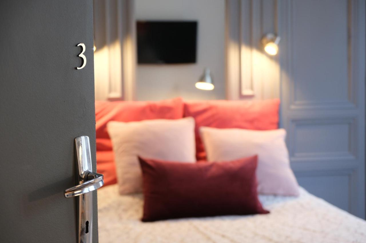 Townhouse Trouville - Appart'Hotel & Studios Bagian luar foto