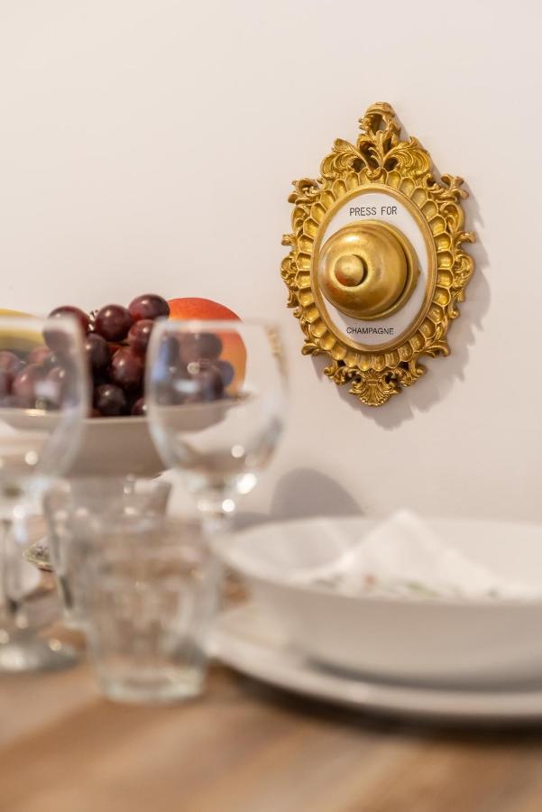 Townhouse Trouville - Appart'Hotel & Studios Bagian luar foto