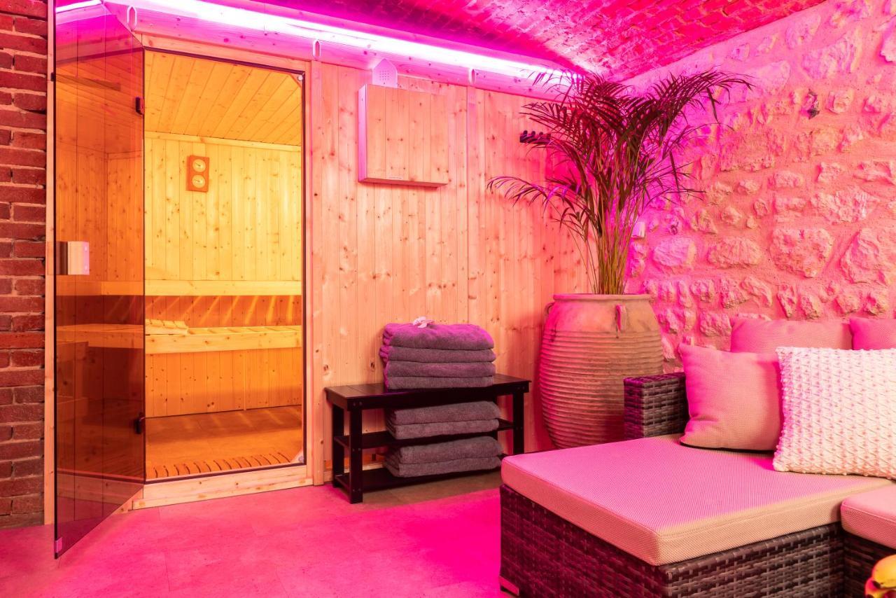 Townhouse Trouville - Appart'Hotel & Studios Bagian luar foto